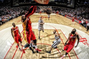 华体会官网登录-上海申花神奇门将鲍亚雄五次扑救力保球队不败，鲍亚雄简历